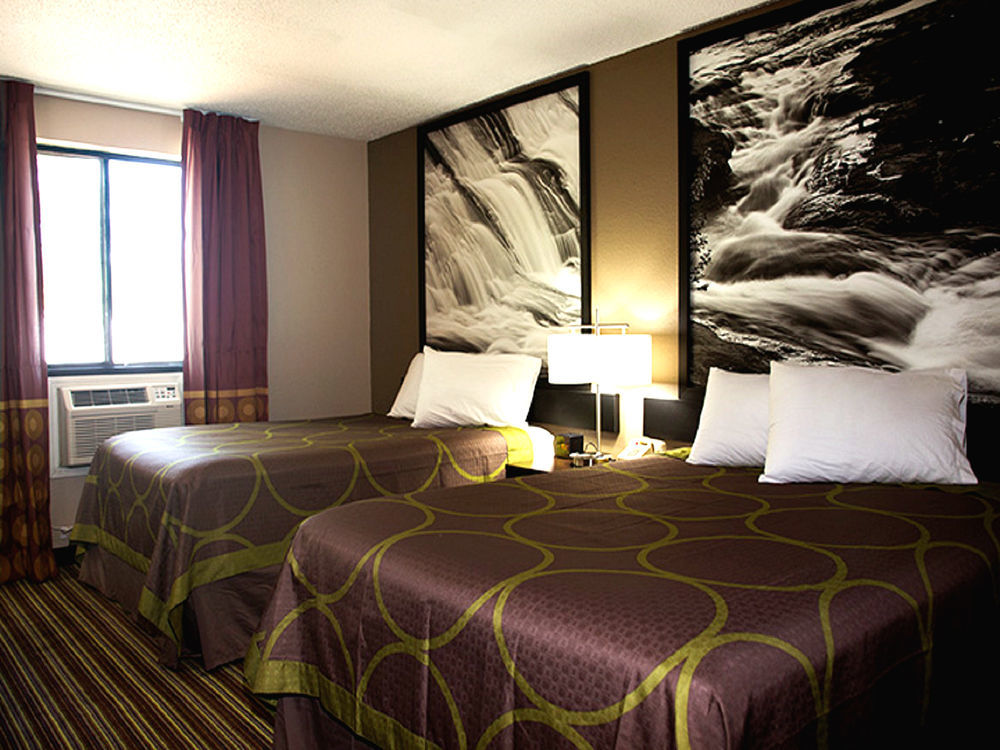 Hotel Super 8 By Wyndham Airport Columbus